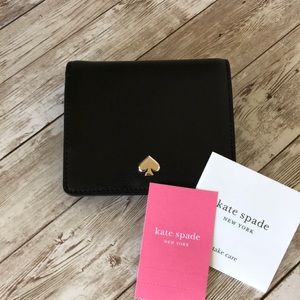 *SOLD* Kate spade wallet